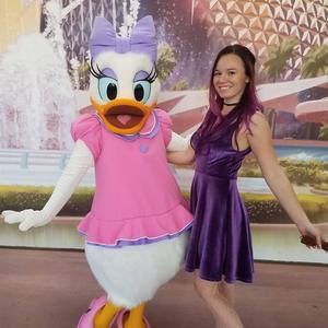 Meet your Posher, Olivia